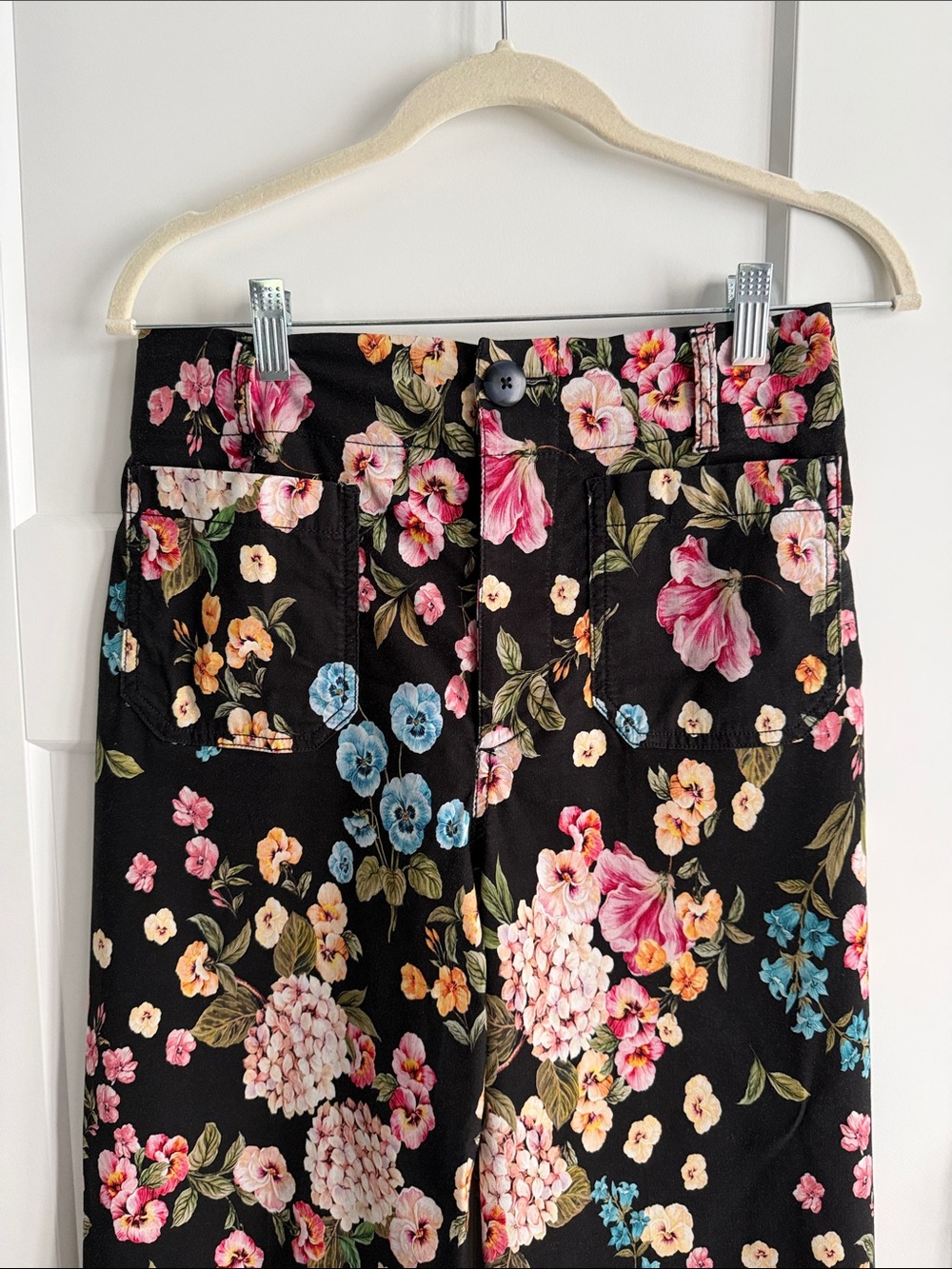 Maeve The Colette pant in dark floral - Picture 3 of 6